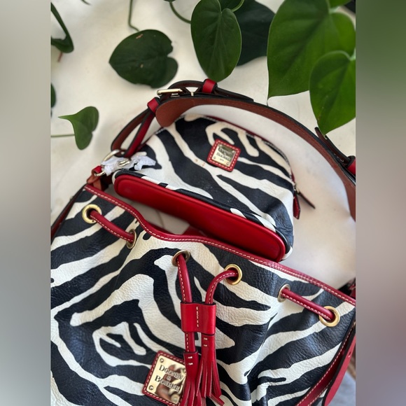 NWT Dooney & Burke Zebra Leather Drawstring Bag & Coin Purse - Picture 3 of 8